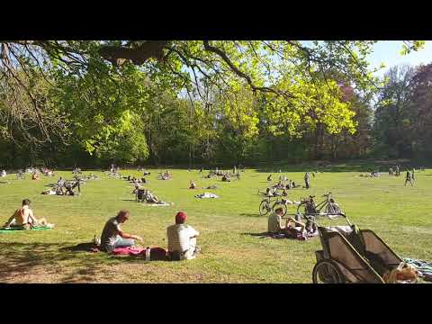 Social Distancing - Bavaria Park in Munich