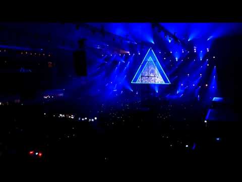 Transmission 6 : Ancient Mysteries (14.11.2009, O2 Arena Prague) - GO + Intro - Markus Schulz