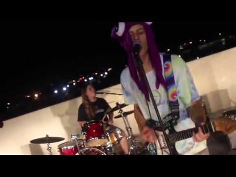 Hold Me - Del Pelson (Official Music Video)