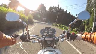 preview picture of video 'MOTO GUZZI V7 CLASSIC early-morning riding'