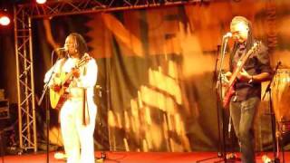 Aurelio Martinez   "Bisien Nu"   The Laru Beya Allbum