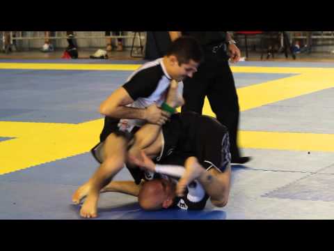 Caio Terra vs Baruc Barrios - European NO GI 2013 Black Belt Adult Light feather weight