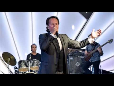 Μάκης Χριστοδουλόπουλος live