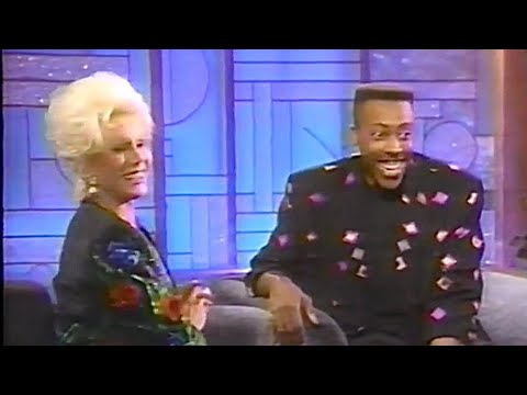 "Green Acres" star Eva Gabor interview on the Arsenio Hall Show in 1990.