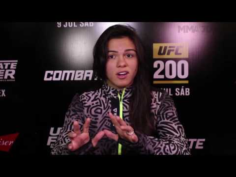 Claudia Gadelha explains off-camera scuffle with Joanna Jedrzejczyk