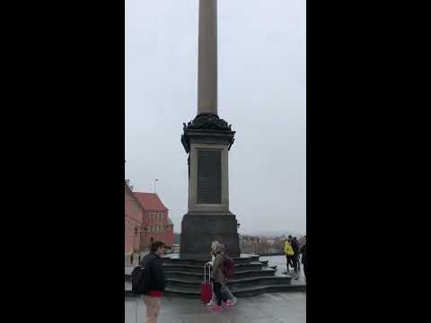 Eric Clark's Travel Videos - Warsaw Poland - The front of the Castle with the Monument / Memorial