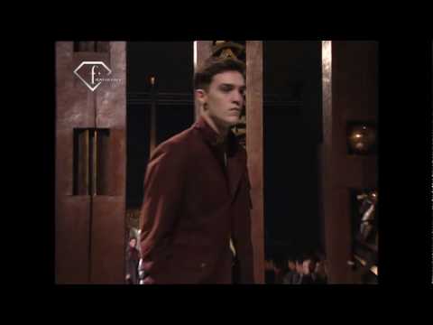 fashiontv | FTV.com - MILAN MAN F/W 2009-10- BELSTAFF