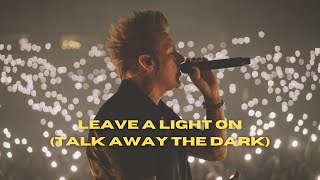 Kadr z teledysku Leave A Light On (Talk Away The Dark) tekst piosenki Papa Roach