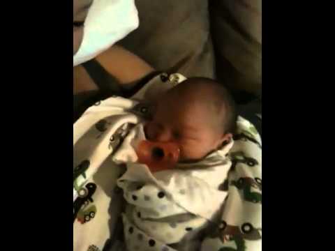 download lagu mp3 mp4 Cater To Mom, download lagu Cater To Mom gratis, unduh video klip Cater To Mom