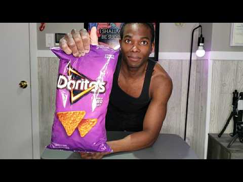 TRYING THE BOLD BBQ DORITOS AND RANKING IT
