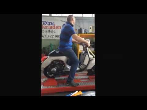 Vespa PX 200 Malossi 221 MHR, Drehschieber 27,8 PS / 28,3 NM, P4 Lauf,Jürgen`s Rollerladen 04 / 2016