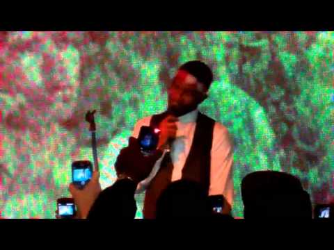 Frank Ocean - "Swim Good" Live In London HD [Edited]
