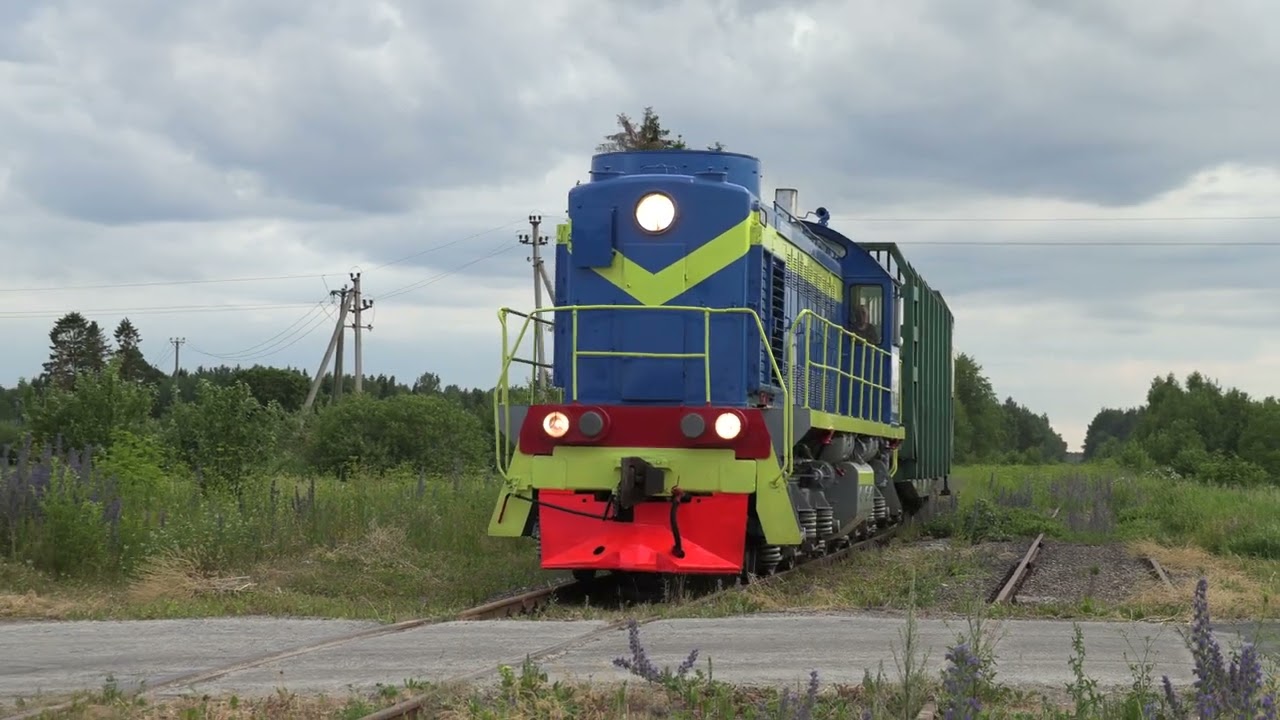Тепловоз ТЭМ2-688 близ ст. Кунда / TEM2-688 near Kunda station