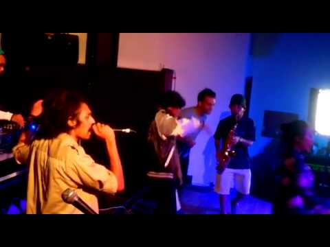 DJ Fuzz Presents The Cypher - Salam Musik - Aku Pelat  | Recordnice