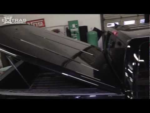 Installing the UnderCover SE Tonneau Cover on a Dodge Ram 1500