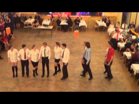 Hasičský ples 2016 - hasičky SDH Nenakonice