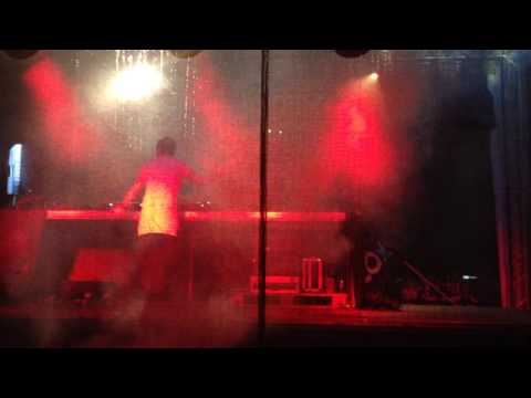 Arno Cost live at Beats For Love 2016 (8/12)