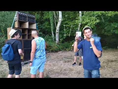 Universal Love Warrias early vibes @ La nocturne 4th b-day dub corner