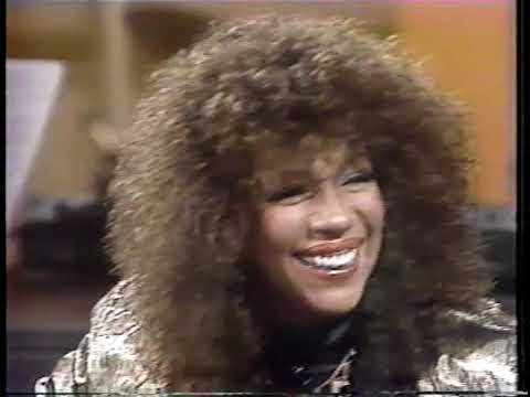 The Supremes Mary Wilson talks with Phil Donahue,about her book Dreamgirl My Life As a Supreme 1986.