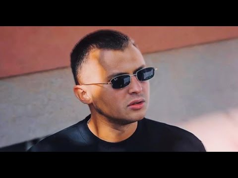 HEJTERI, ZAHVALITE SE OVOJ ŽENI Stefan Karić poslao jasnu poruku, pa pokazao svoju majku (FOTO)