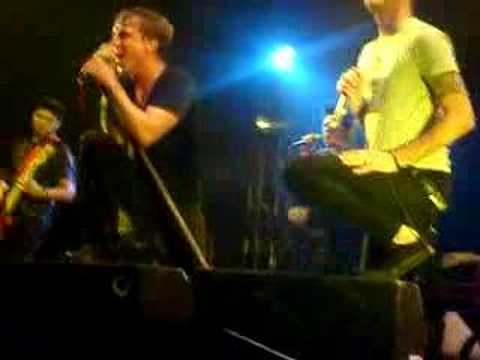 Billy Talent feat. Anti-Flag Turn your back (Prague 2008)