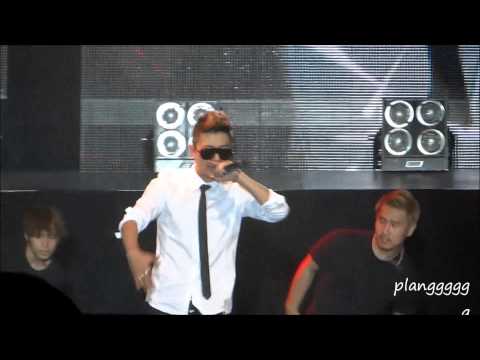 170513 B.A.P Live On Earth in NY - DJ + Sexy Clap (Yongguk & Himchan)