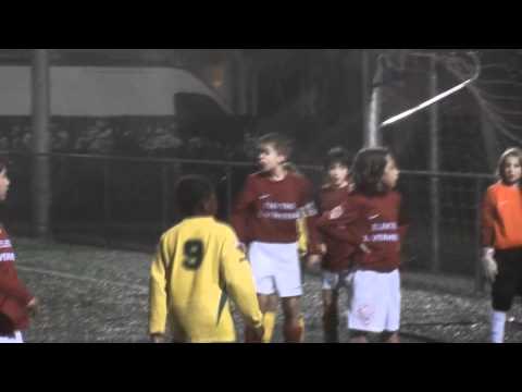Sven bij E-jeugd Fortuna 20110113.wmv