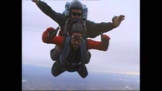 preview picture of video 'Hinton Skydive'
