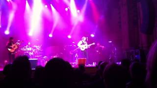 Jesse Cook - Gravity (live in Vancouver - 2012)