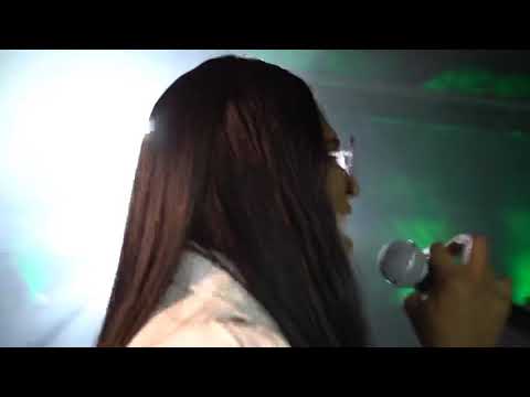 THE AKUNA STUDIO video.