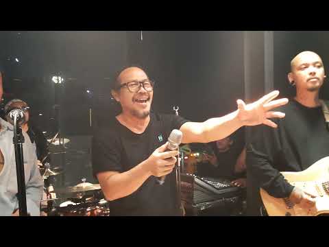 HEART BREAKERS X KRISYANTO - PELANGI DIMATAMU (LIVE AT ODIN) NO EDIT