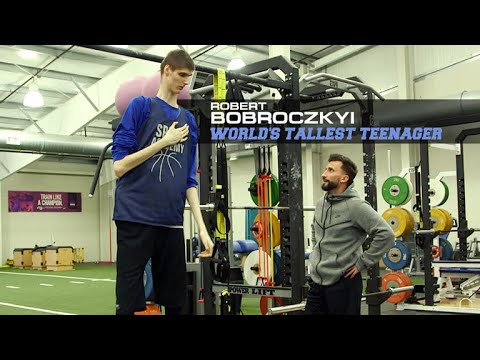 Catching up with world's tallest teenager Robert Bobroczkyi