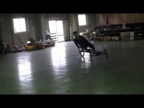 Tilting recumbent trike