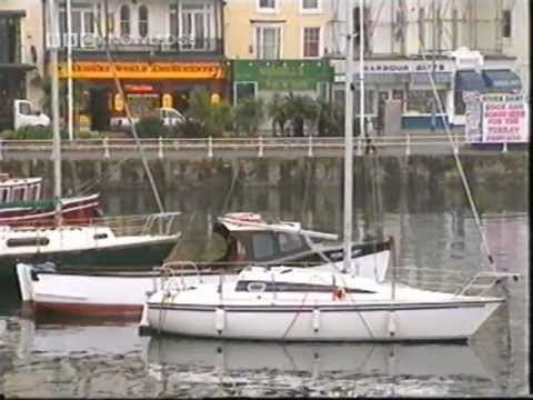 One Foot in the Past - Derek Jacobi - The English Riviera