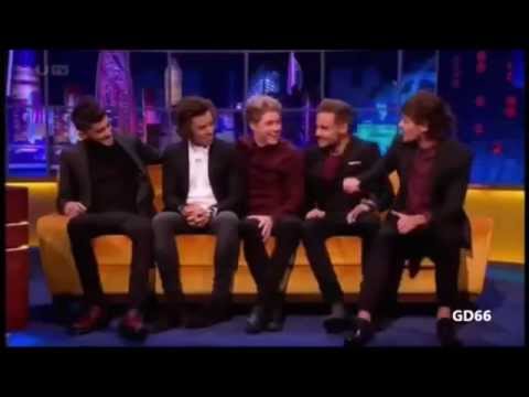 download lagu mp3 mp4 Chicken Wrapped In Parma Ham, download lagu Chicken Wrapped In Parma Ham gratis, unduh video klip Chicken Wrapped In Parma Ham