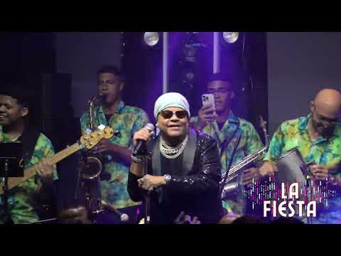 El Cantante del Amor - El Zafiro, en vivo