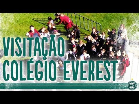 Alunos do Colégio Everest visitam Couto Pereira