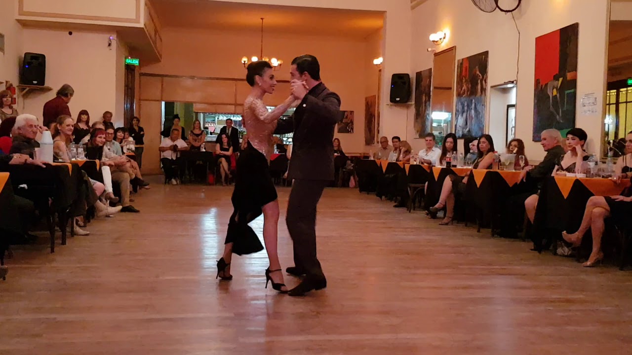 Florencia Zárate y Guido Palacios en Yira Yira (11-Mayo-18) Vals.