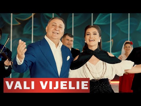 Vali Vijelie & Bianca Crenganis - Hai, hai toti prietenii la joc 2024