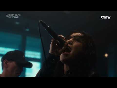 "Fakini" – Magnet Brain x tmrw [EXCLUSIVE 4K LIVE PERFORMANCE]