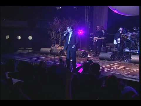 Mladen Grdović & Grupa ROMANTIC & gost VLADO KALEMBER - CRNA ŽENO - LIVE VIŠNJIK.avi