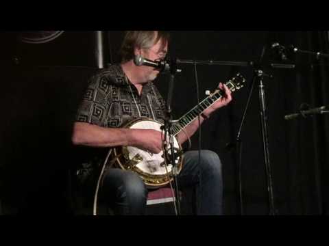 Tony Trischka Performs 