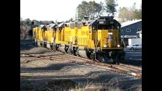 preview picture of video 'Union Pacific MOW Flanger Train at Auburn'