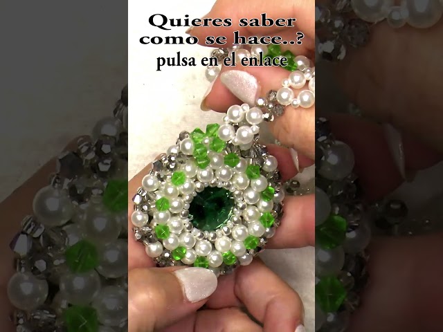 Vídeo relacionado con Lena 42303 Juego de manualidades de joyas de dragón, juego de manualidades con collar con amuleto, pulsera de perlas y accesorios mágicos para el cabello, DIY Dragon Jewelry, Fashion Creative Set para