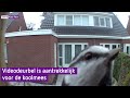 Lach eens naar het vogeltje! Mezen gespot bij de voordeur