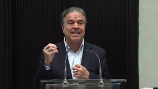 Damián Cardon diserta sobre la desinformación y el Pacto Digital Global en Zaragoza