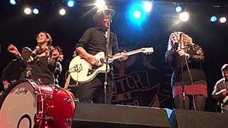 Butch Walker Walking In A Winter Wonder Land12/14/13