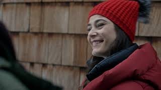 Video trailer för A Snowy Christmas Trailer