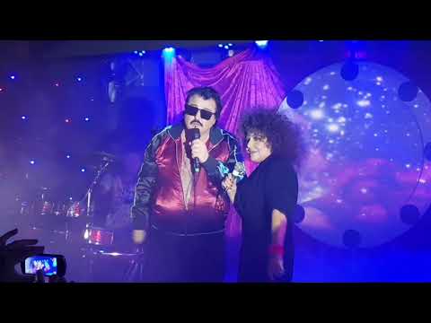 Bruno Ferrari a Jitka Zelenková - Věci, o kterých se nemluví (live v Rock cafe)