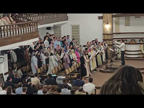 Corul mixt Vicovu de Jos -Strigătul la miezul nopții.